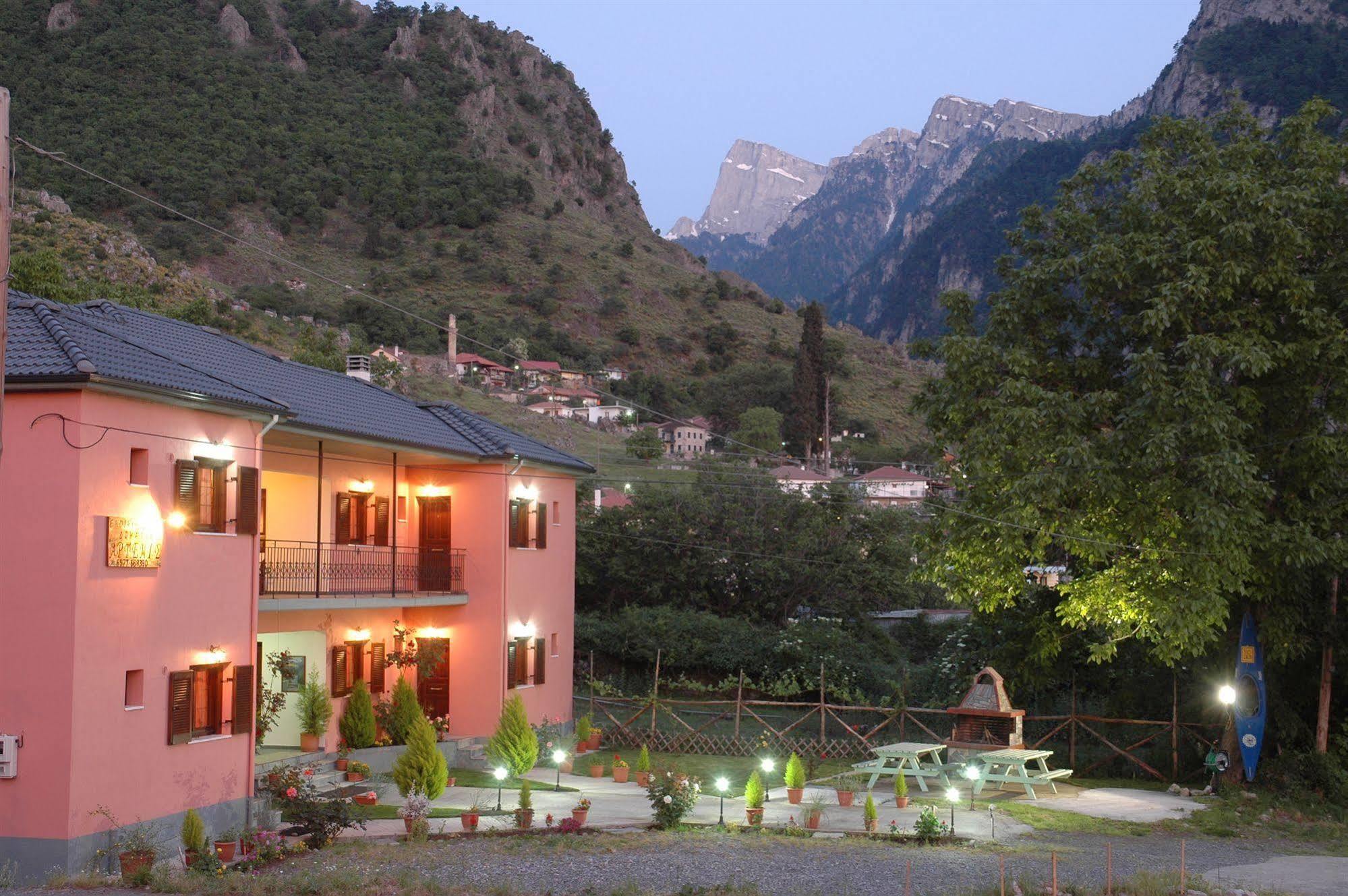 Artemis Apartments Konitsa Exterior foto